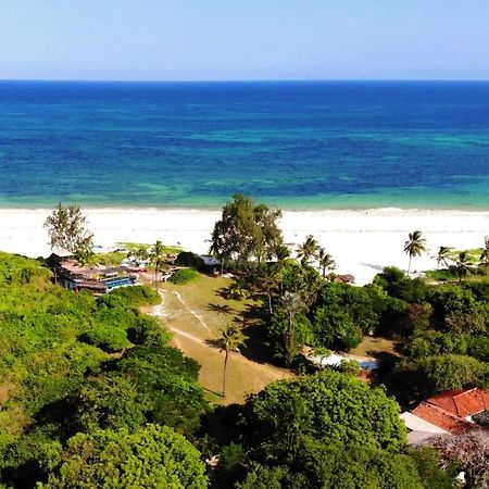 Salty'S Kitesurf Village Kilifi Exterior photo