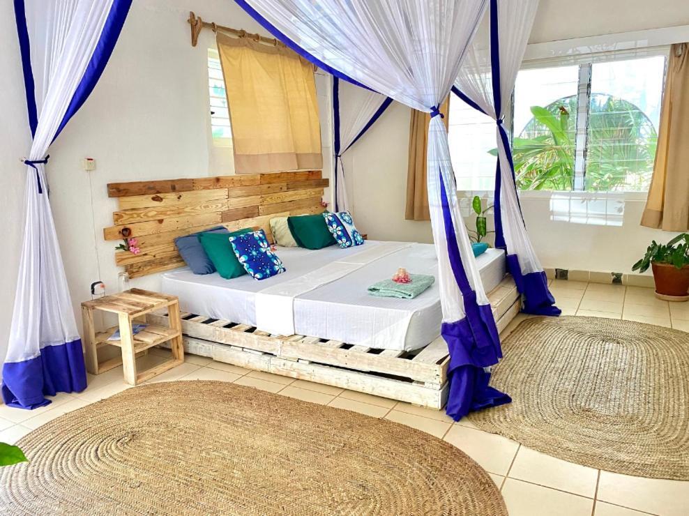 Salty'S Kitesurf Village Kilifi Exterior photo