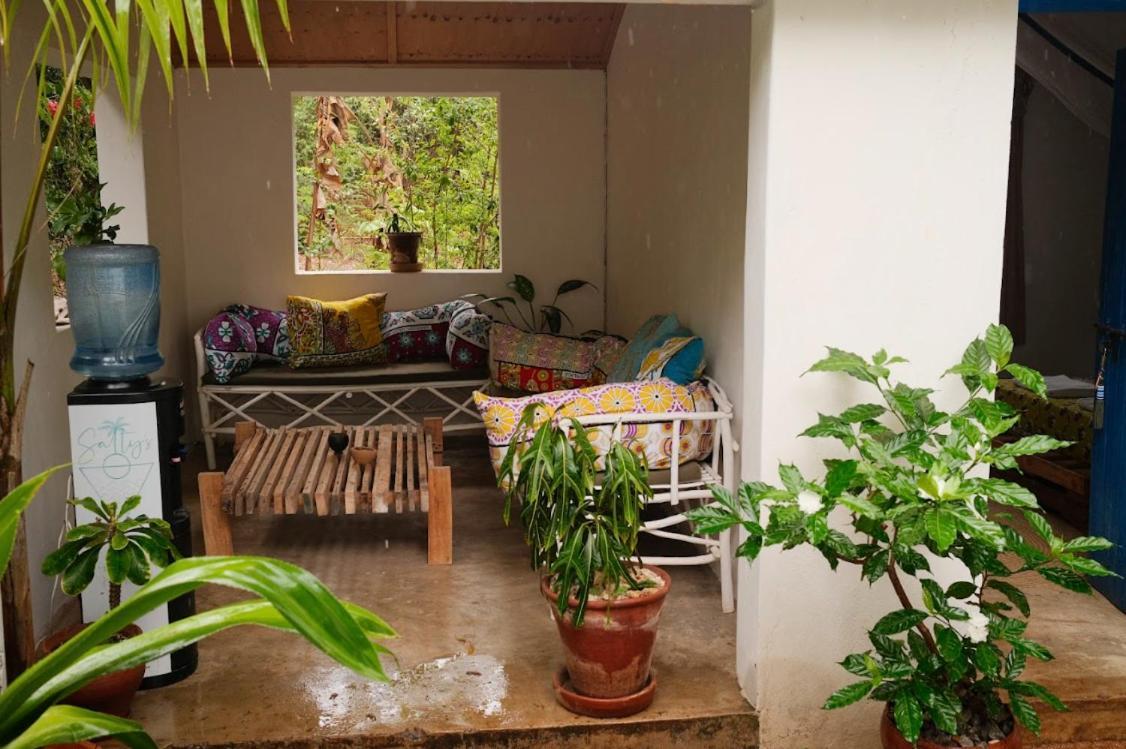 Salty'S Kitesurf Village Kilifi Exterior photo