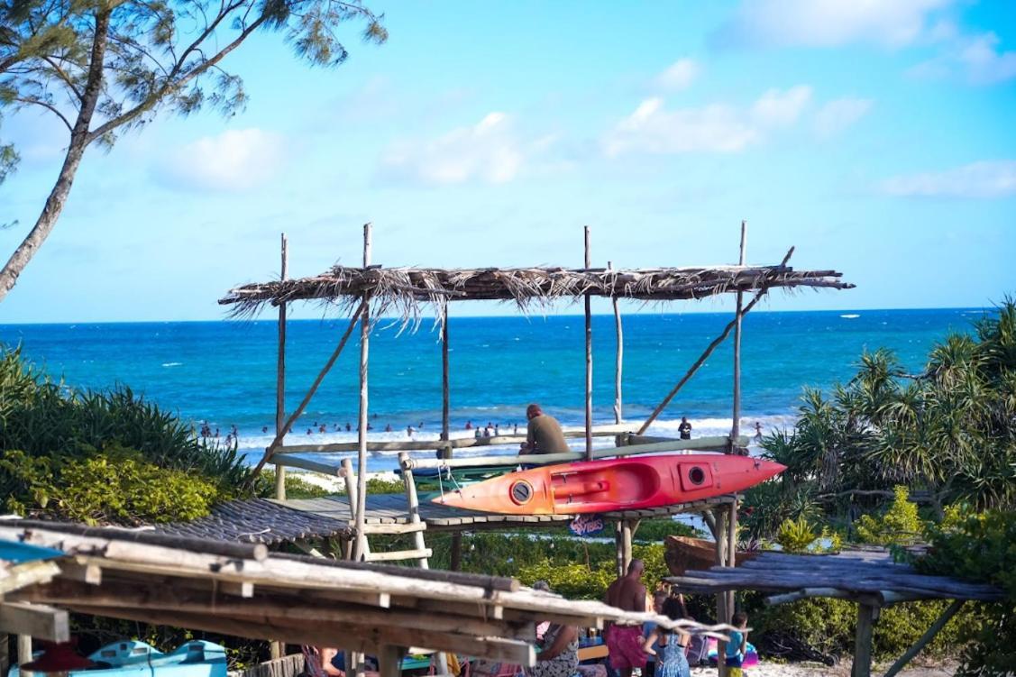 Salty'S Kitesurf Village Kilifi Exterior photo